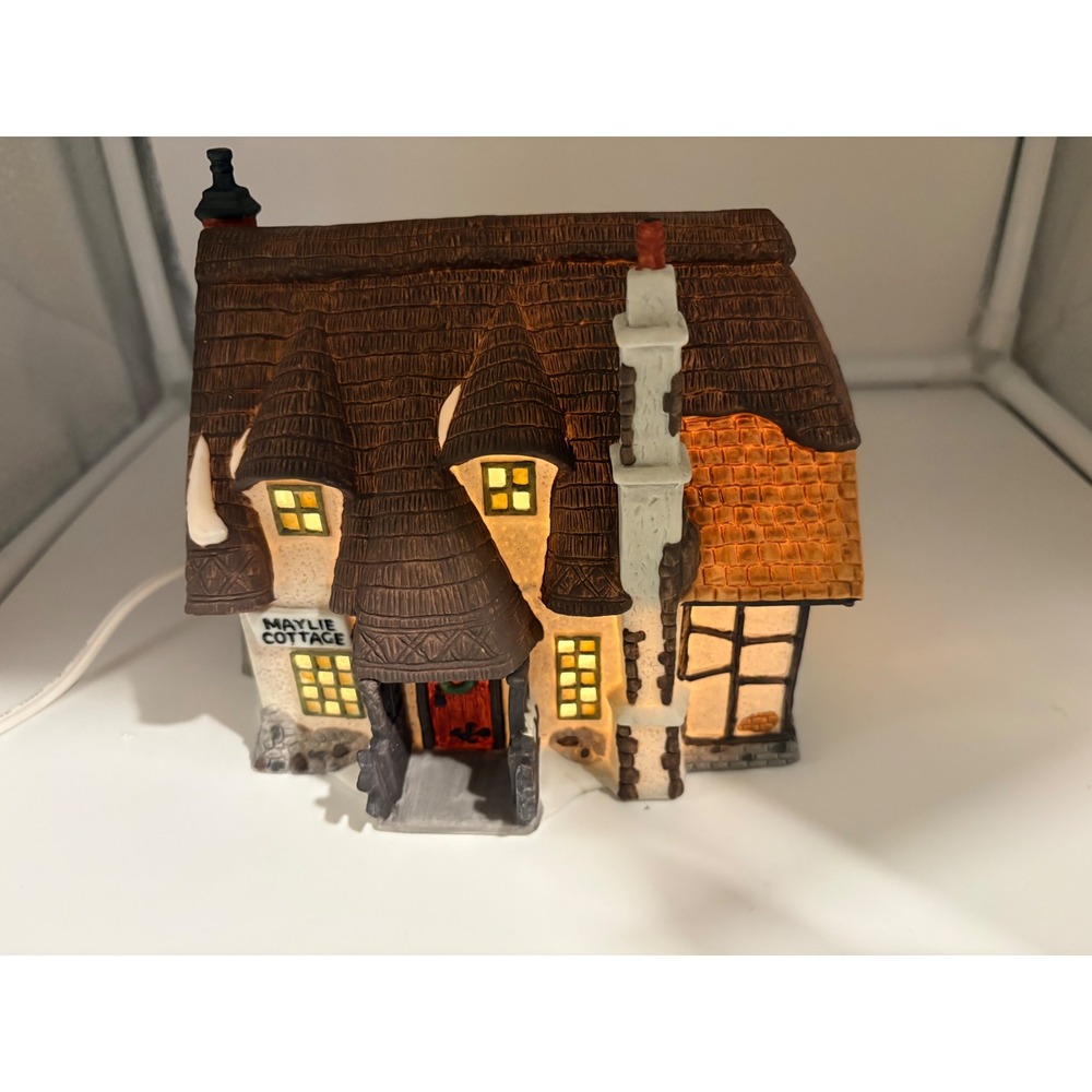 Dept 56 Dickens Village Oliver Twist Maylie Cottage 55530 Vintage Lighted Box